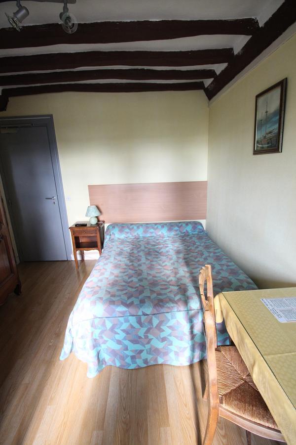 Auberge Normande Valframbert ภายนอก รูปภาพ