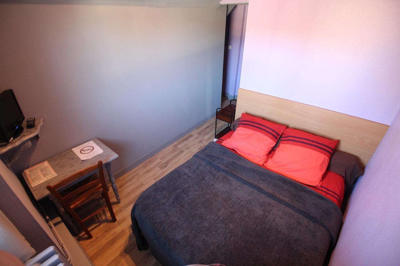 Auberge Normande Valframbert ภายนอก รูปภาพ
